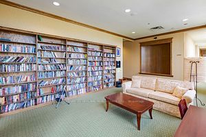 25 Via Rosedale Way, #316