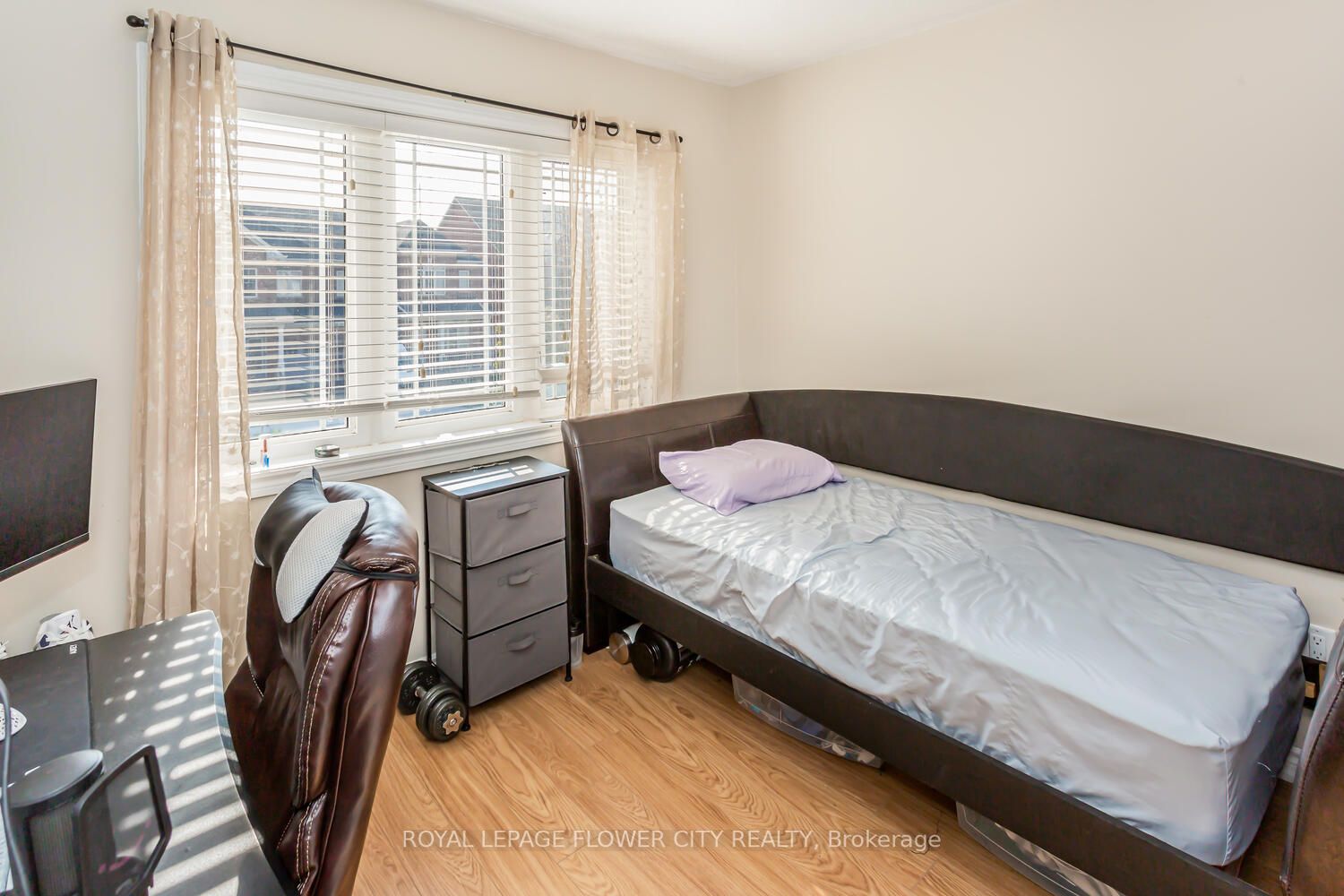 257 Robert Parkinson Dr