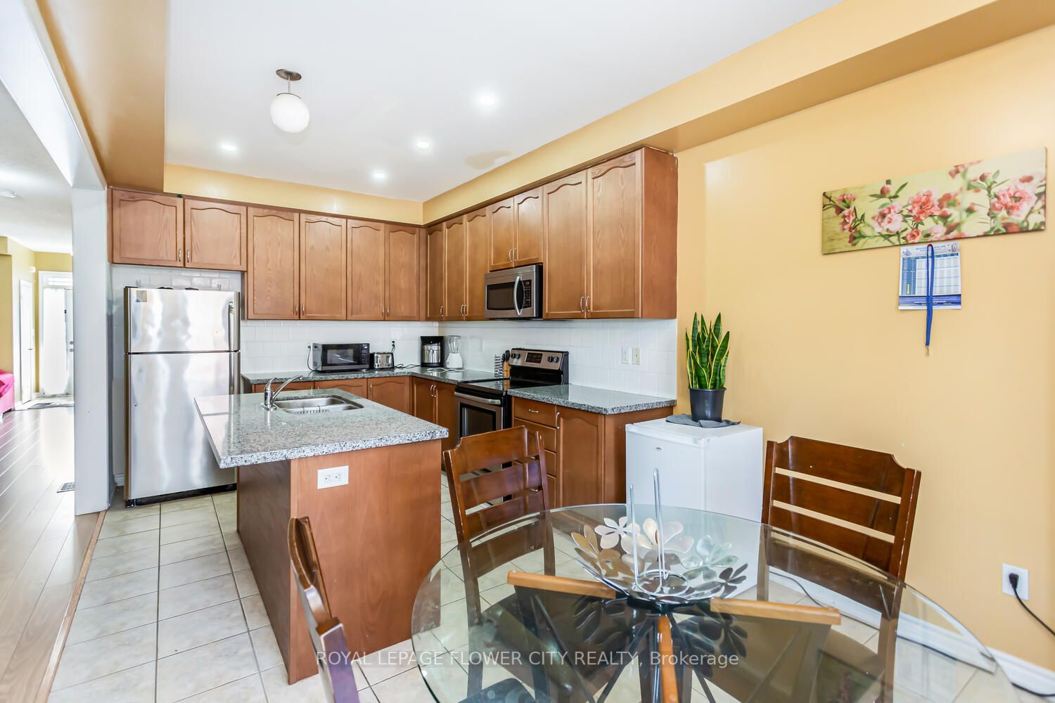 257 Robert Parkinson Dr