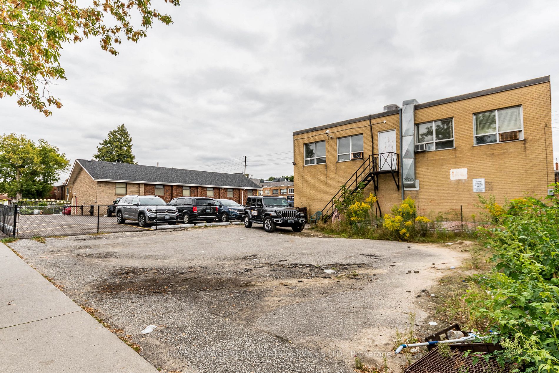 406-410 Royal York Rd