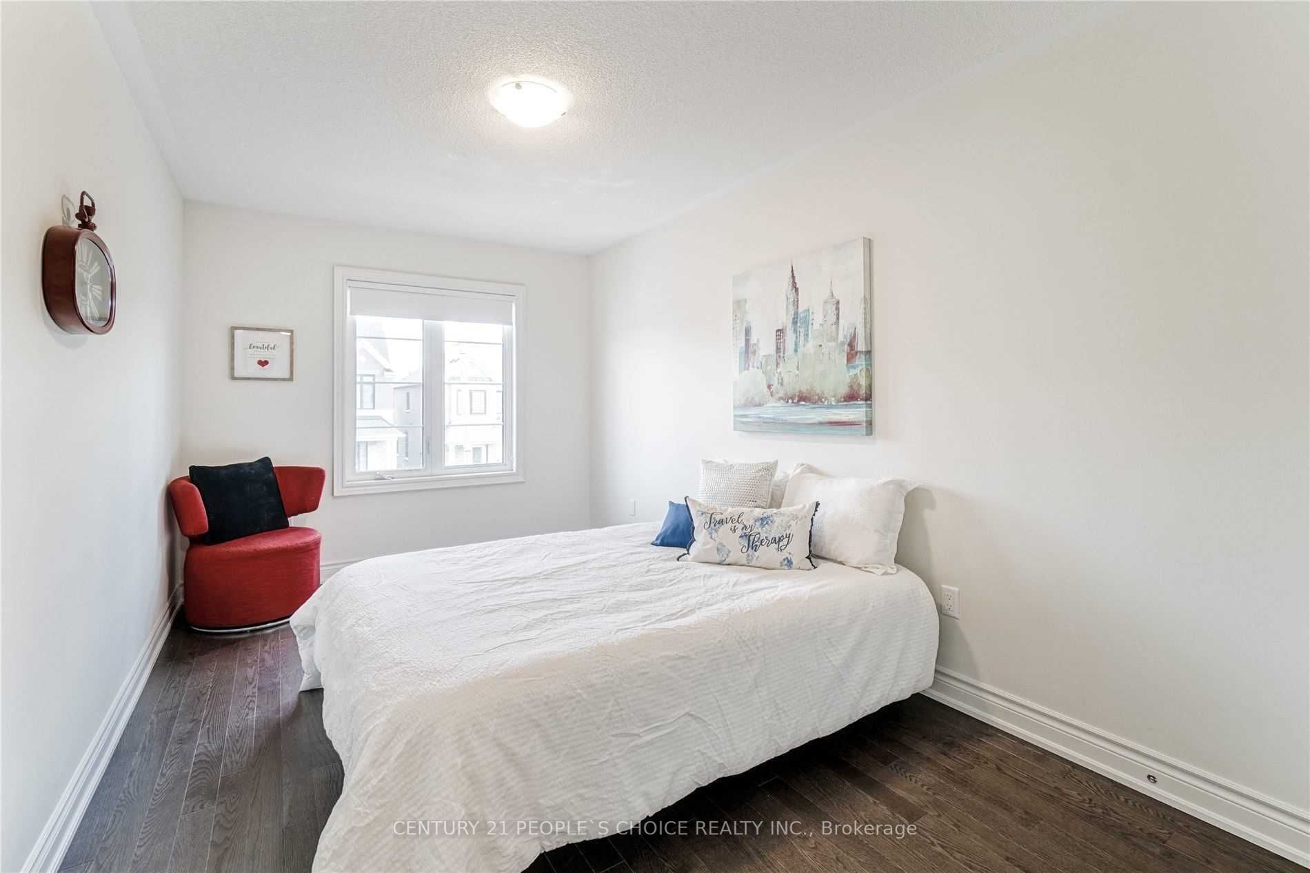 8 Hubbell Rd