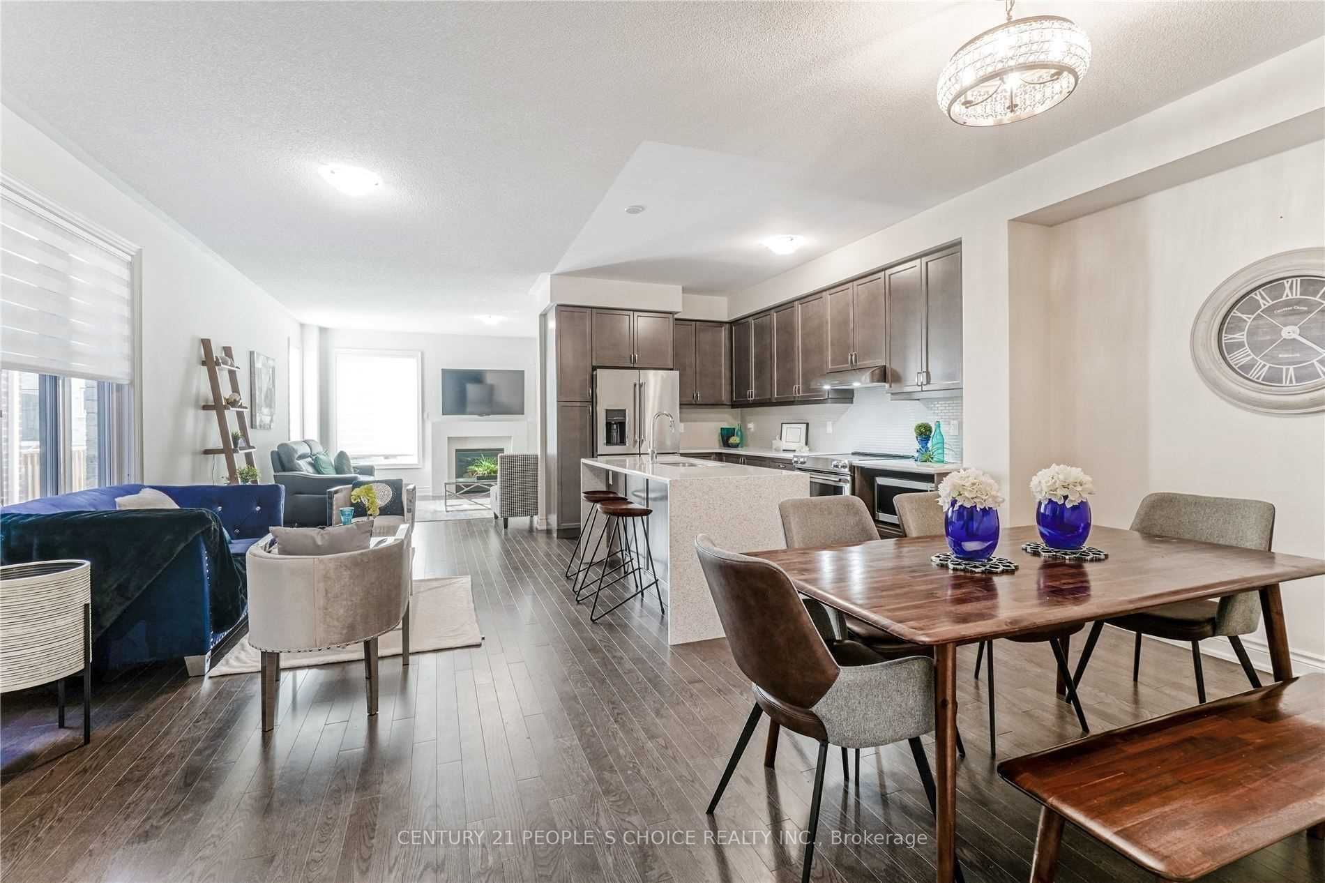 8 Hubbell Rd