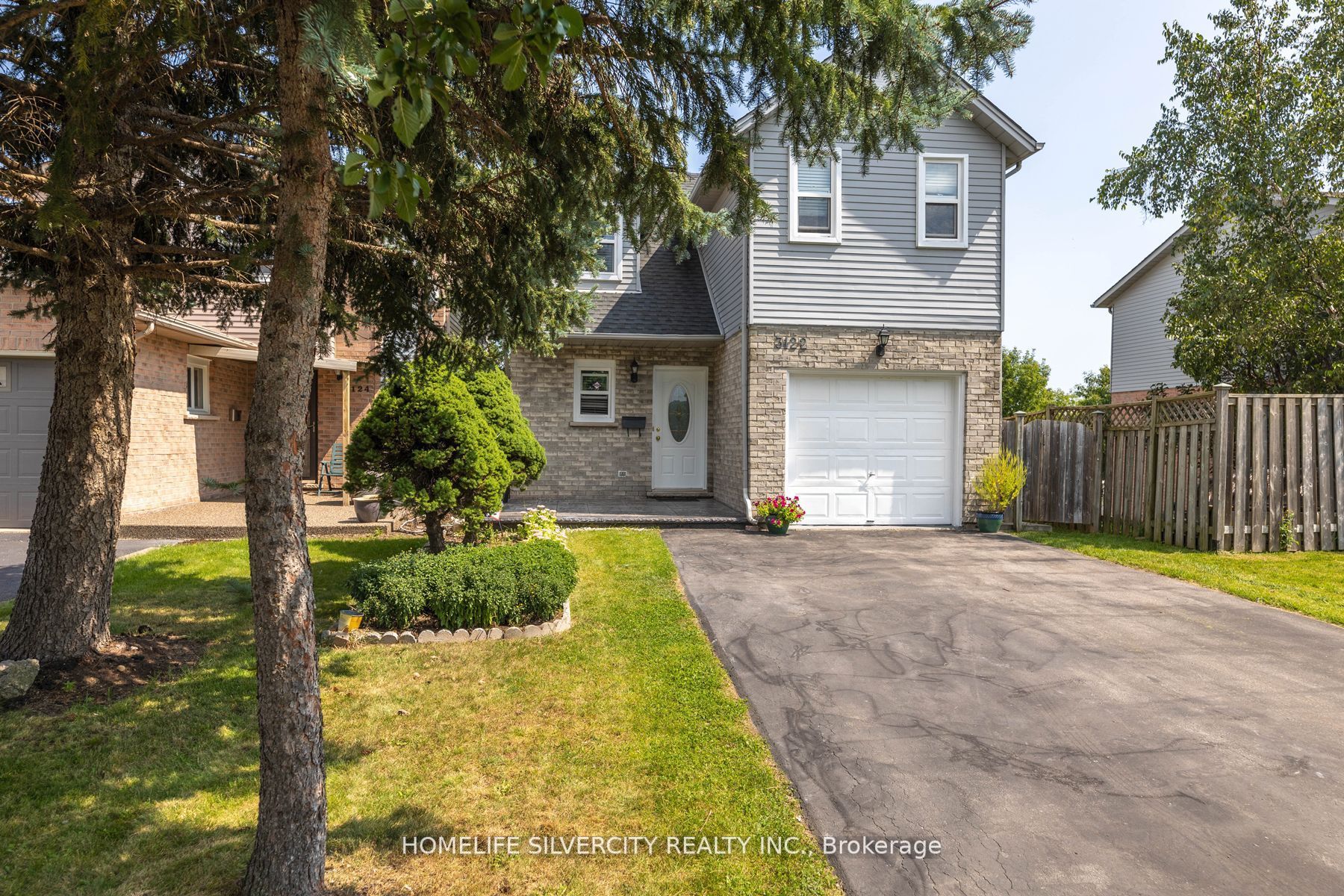 3122 Driftwood Dr