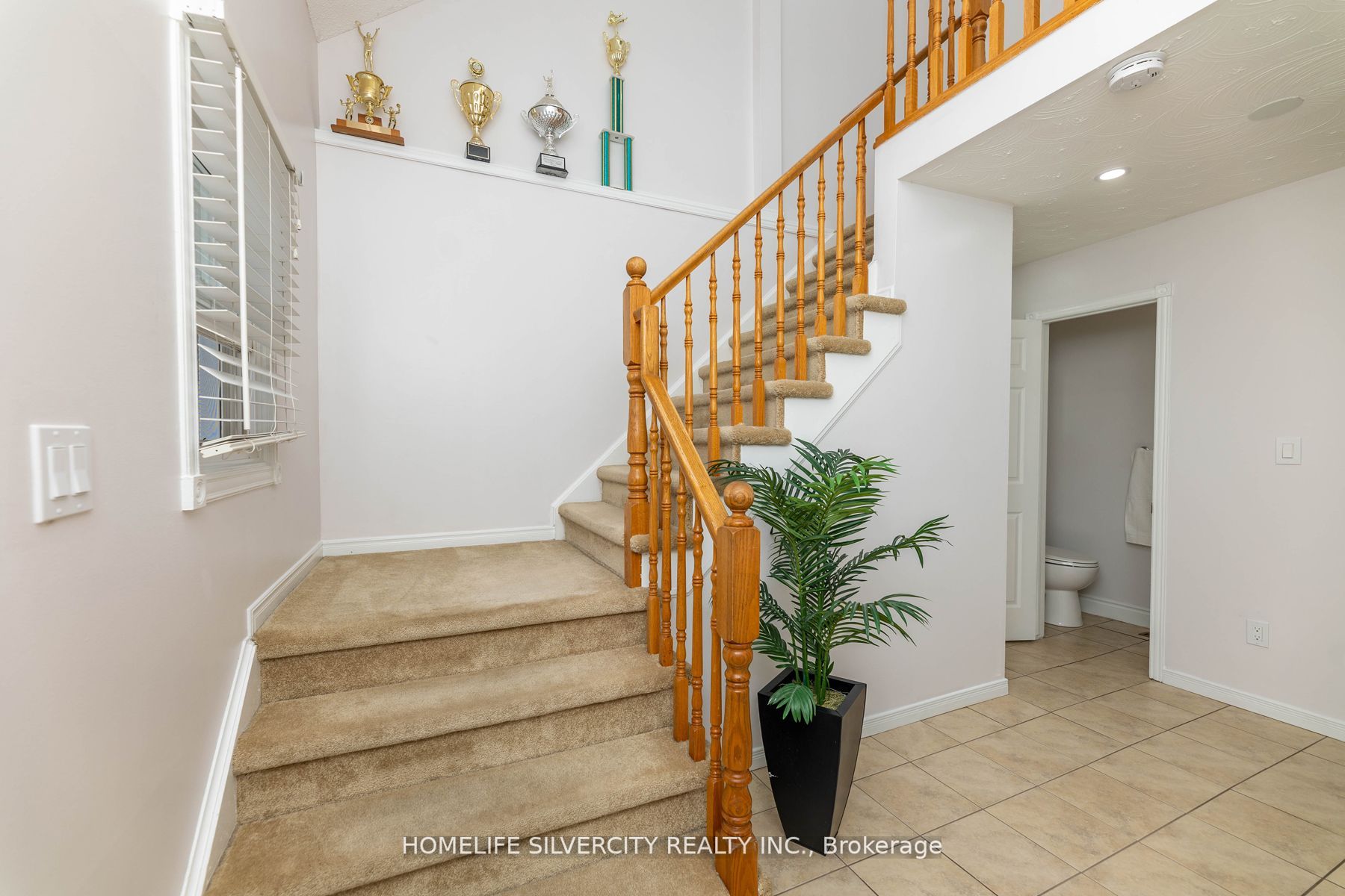 3122 Driftwood Dr