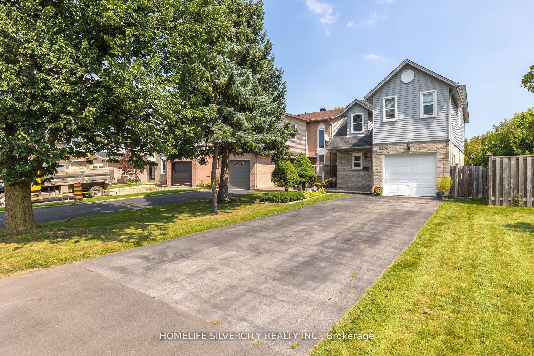 3122 Driftwood Dr