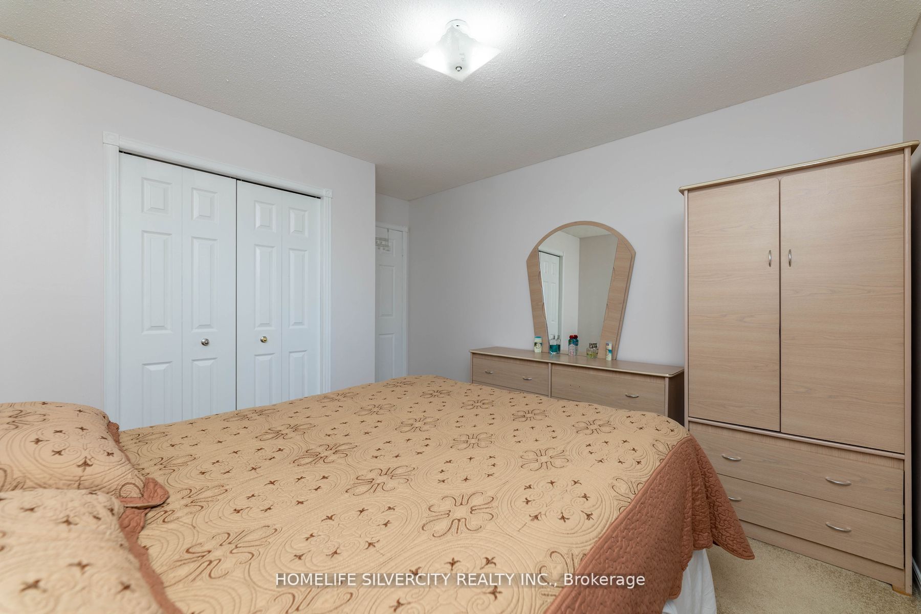 3122 Driftwood Dr