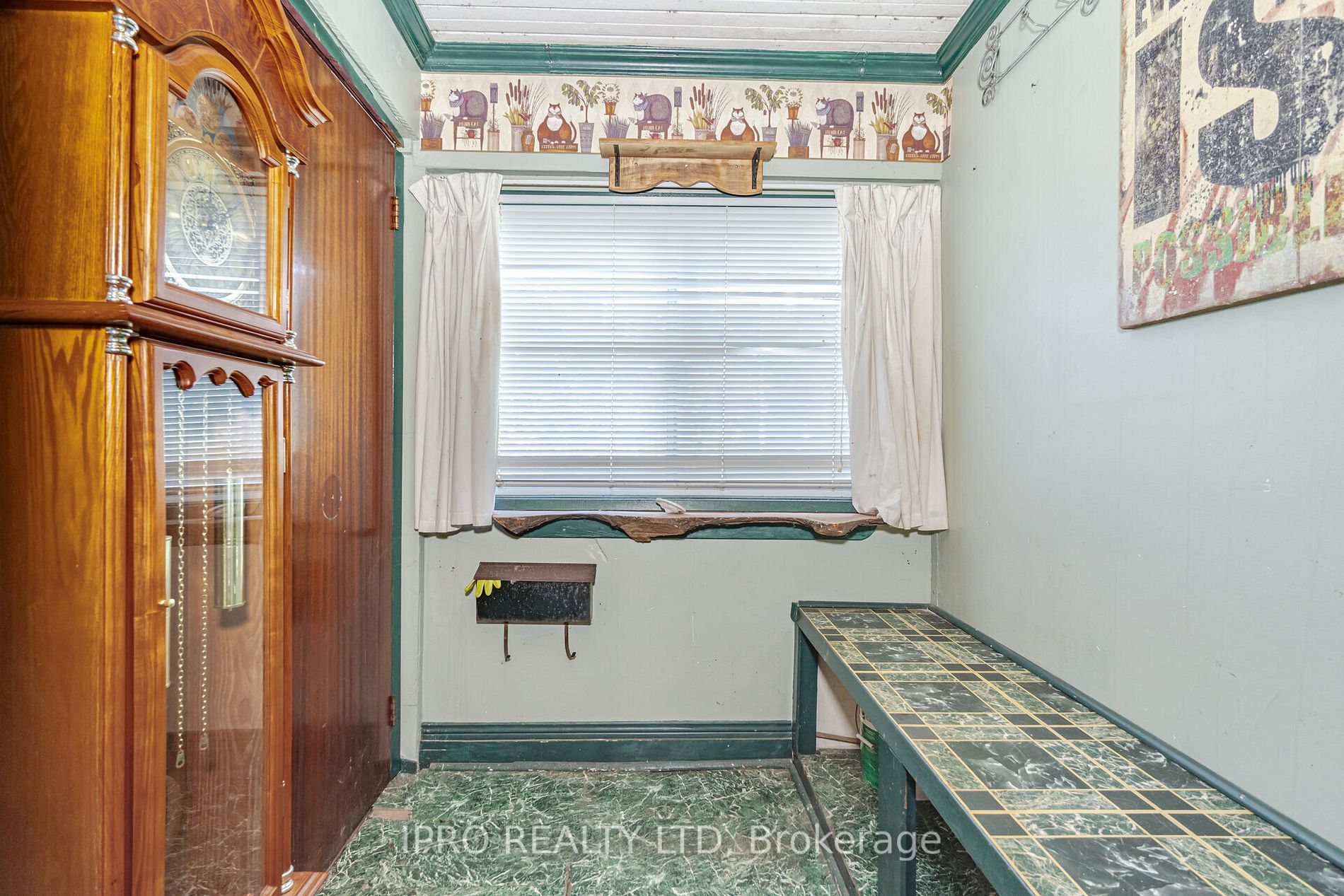 93 Church St E