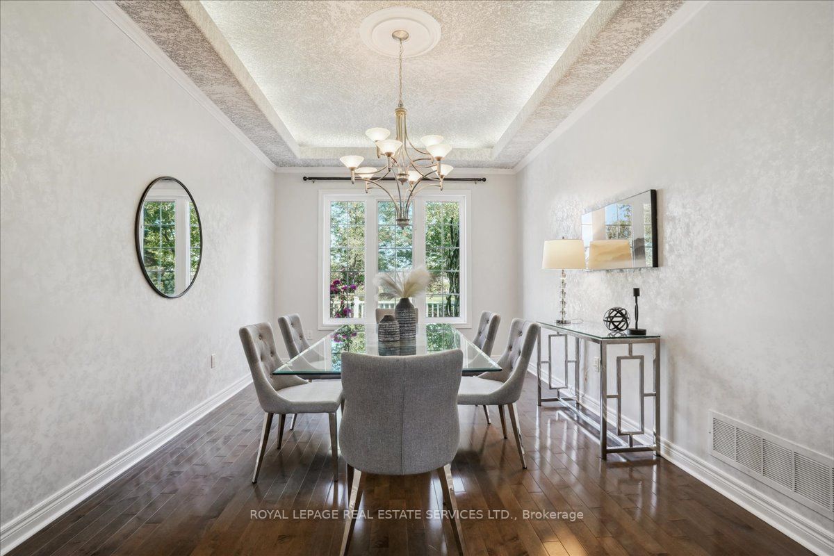 4292 Clubview Drive