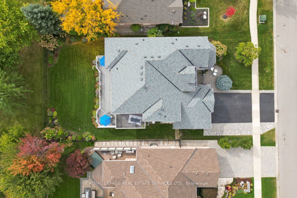 4292 Clubview Drive