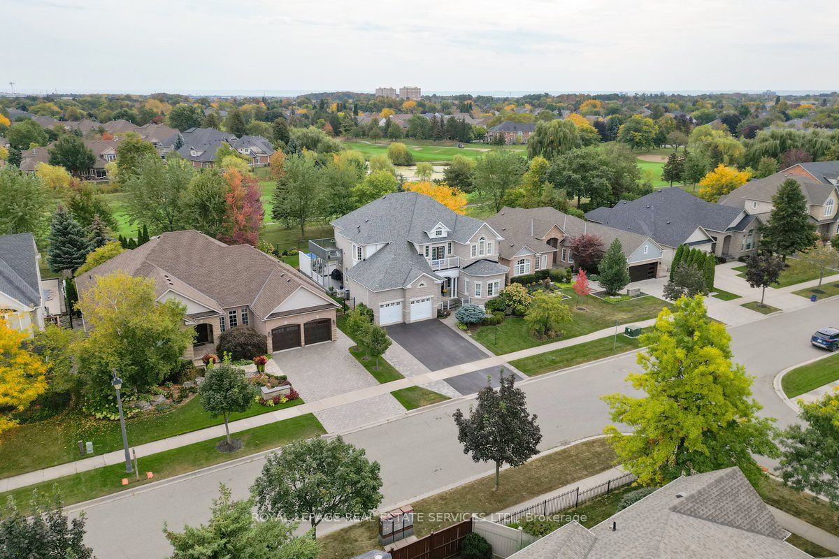 4292 Clubview Drive