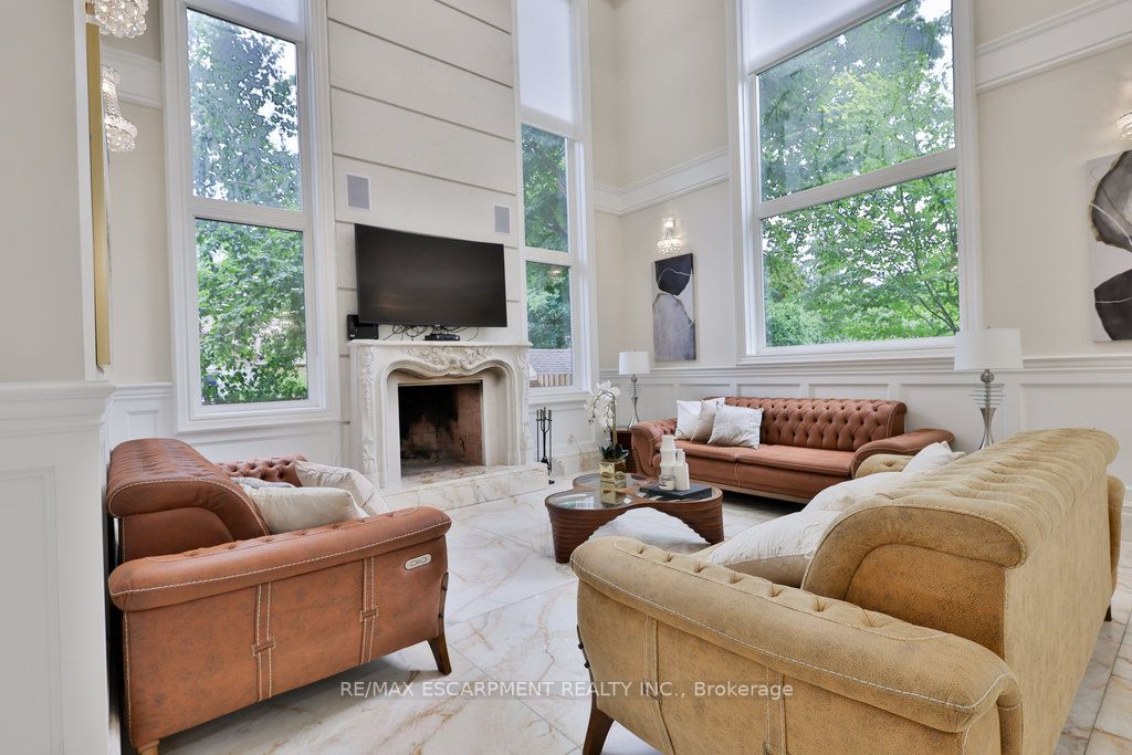 1538 Lorne Park Road