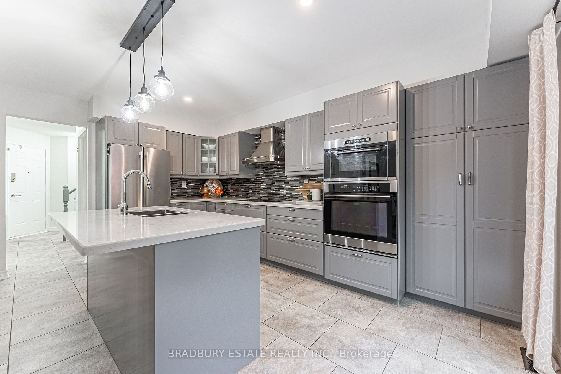 2443 Whittaker Dr