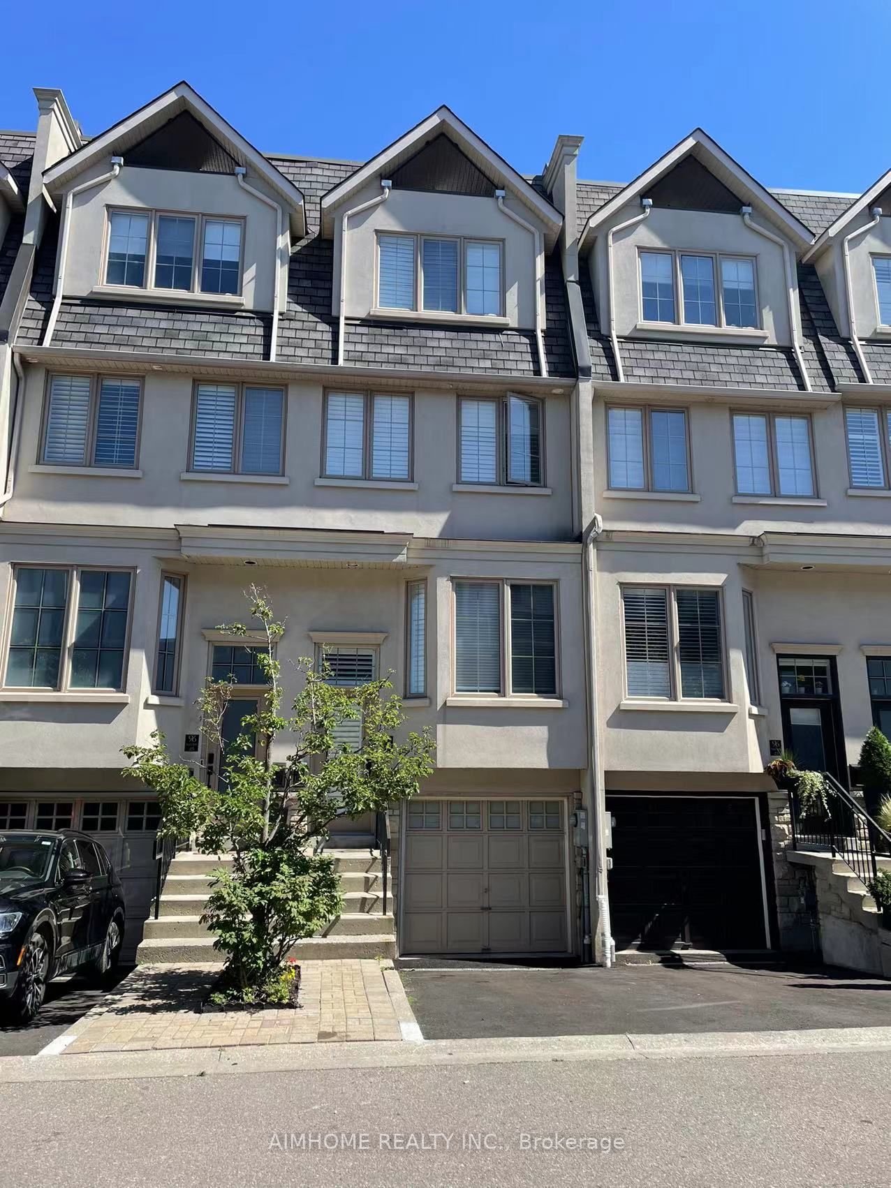 96 Nelson St, #22