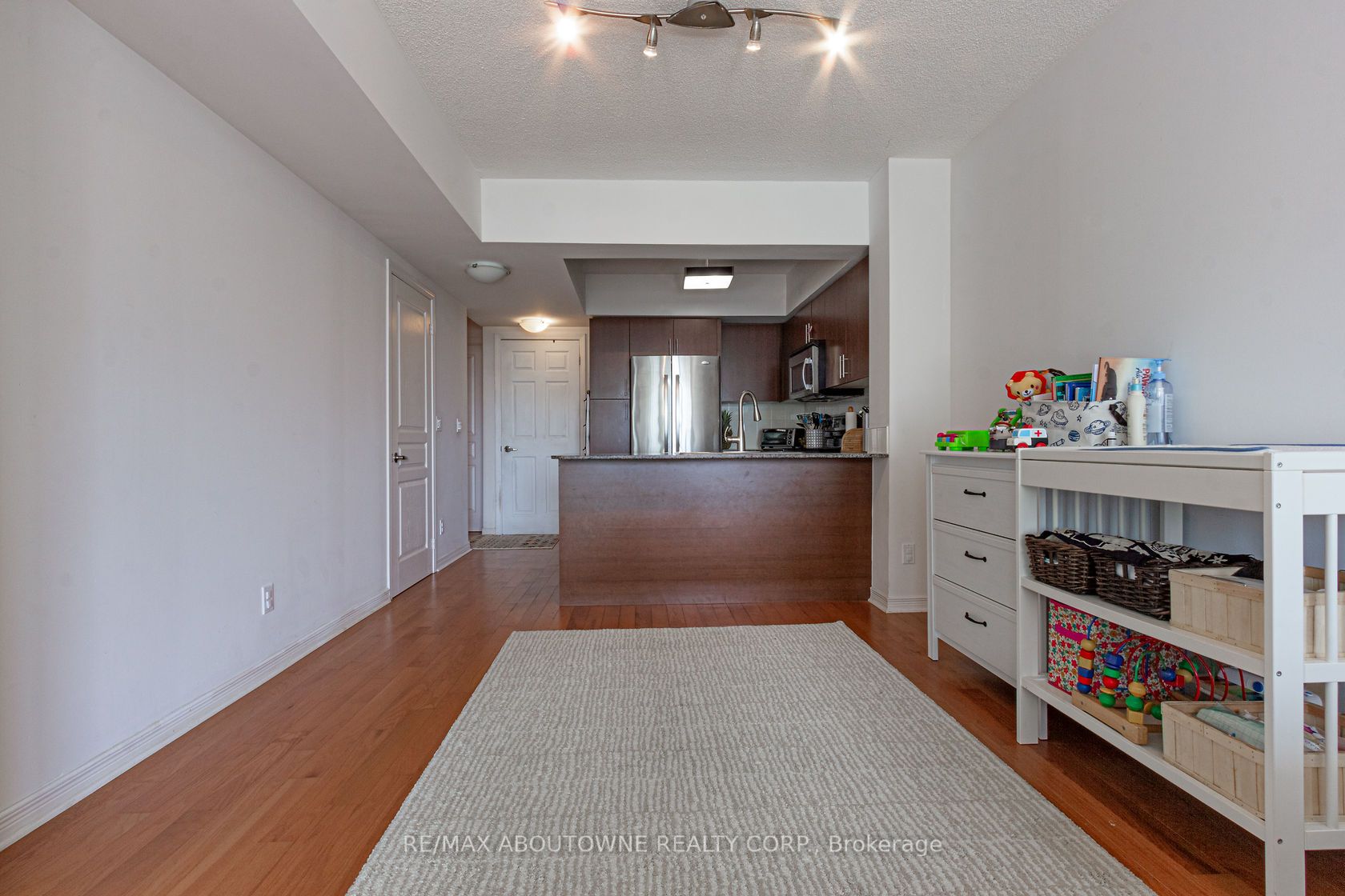 15 Legion Rd, #601