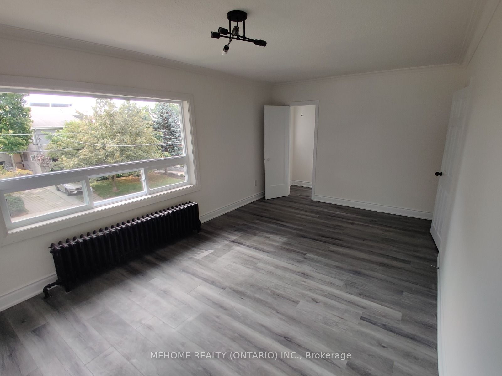 106 Lake Shore Dr, #3