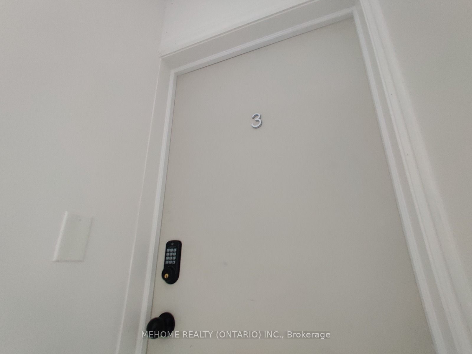 106 Lake Shore Dr, #3