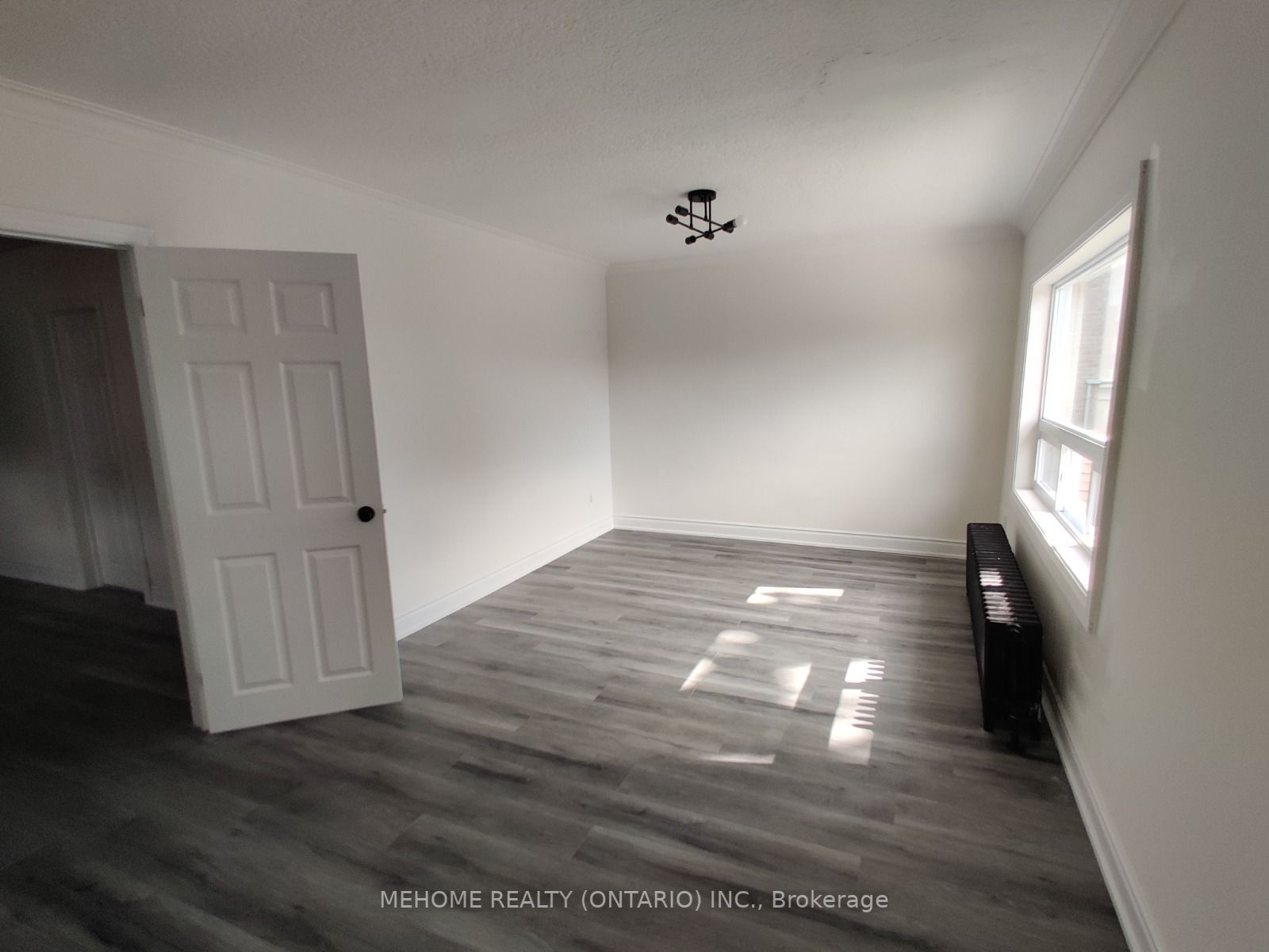 106 Lake Shore Dr, #3