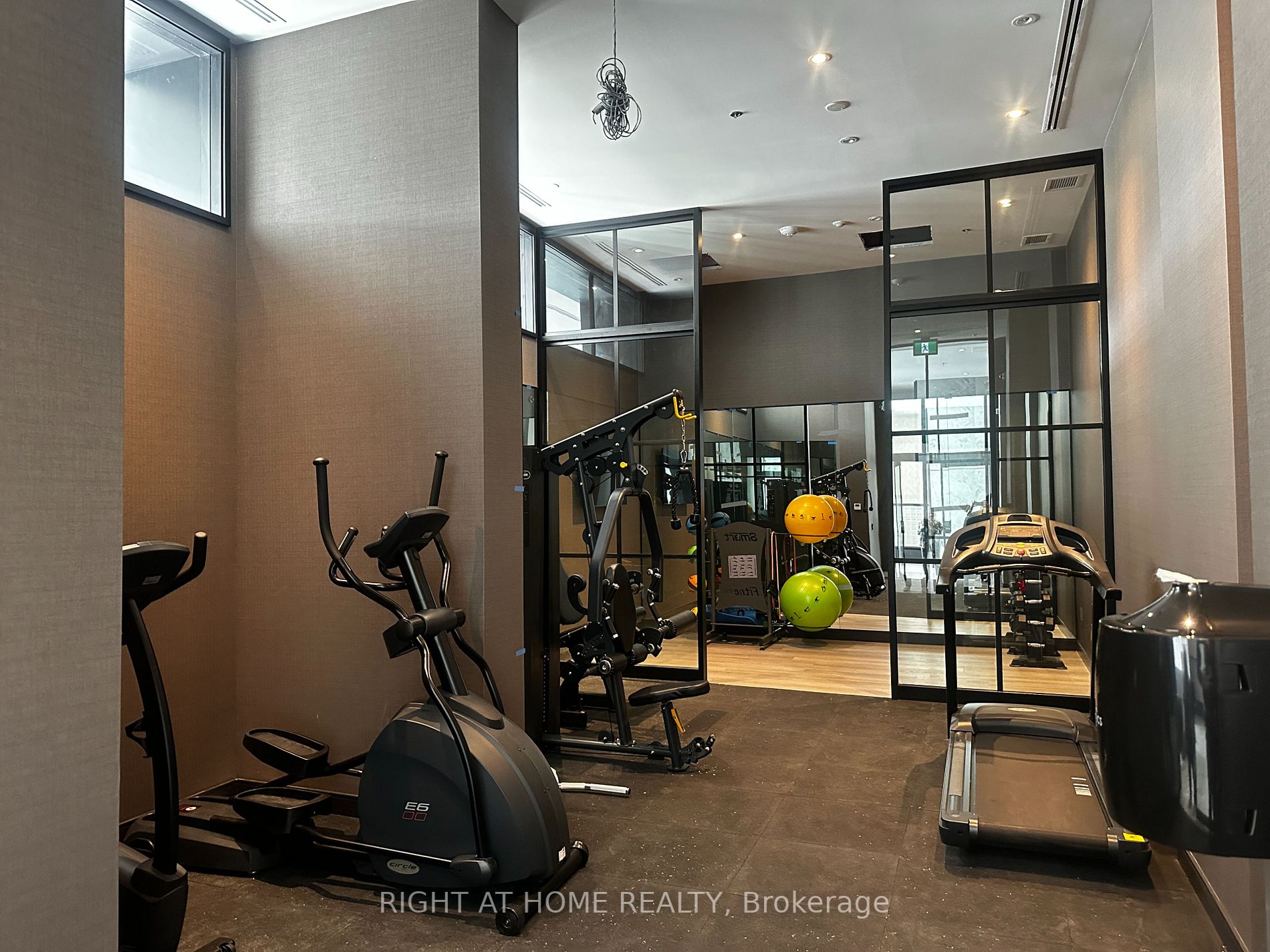 3005 Pine Glen Rd, #416