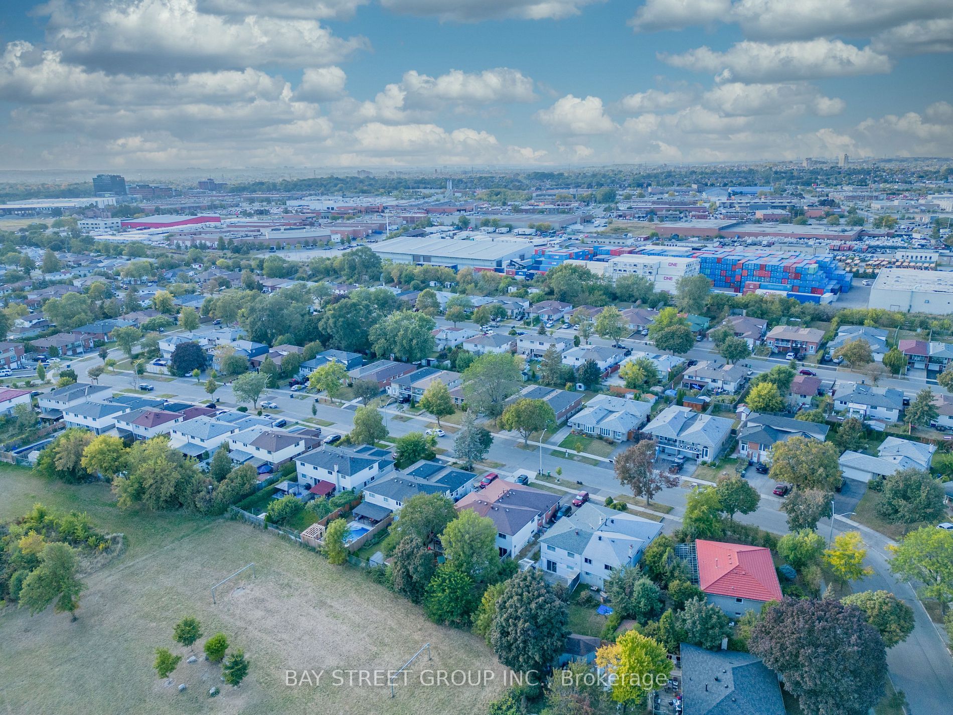 3294 Strabane Dr