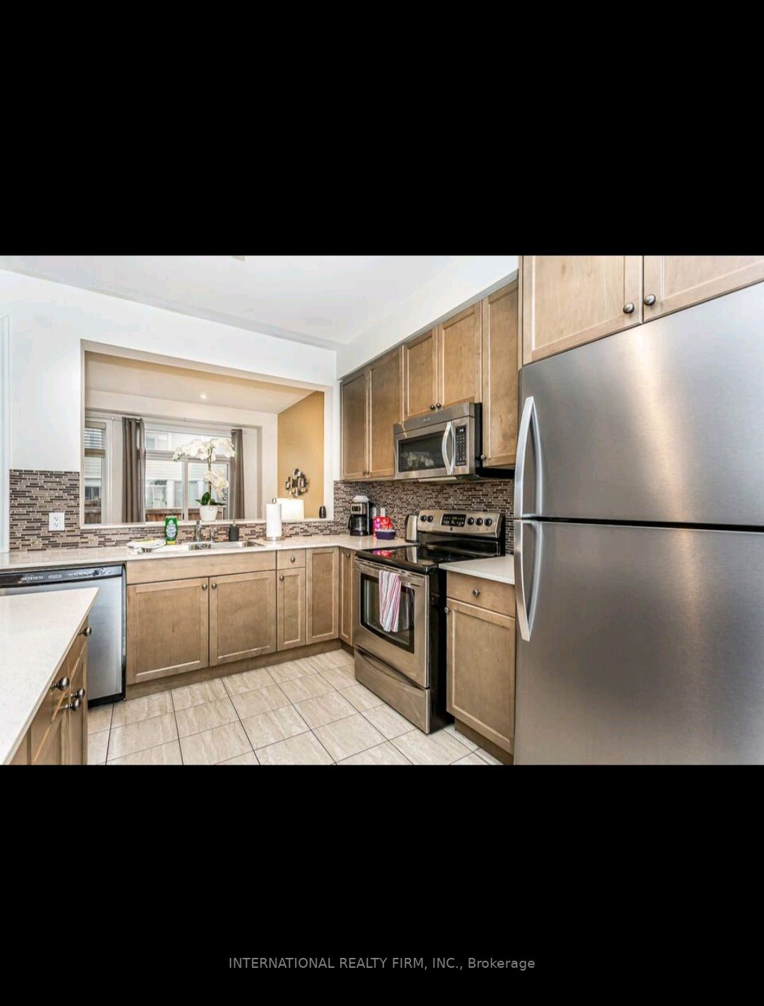89 Whitmer St