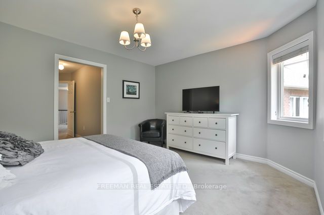 300 Ravineview Way, #19