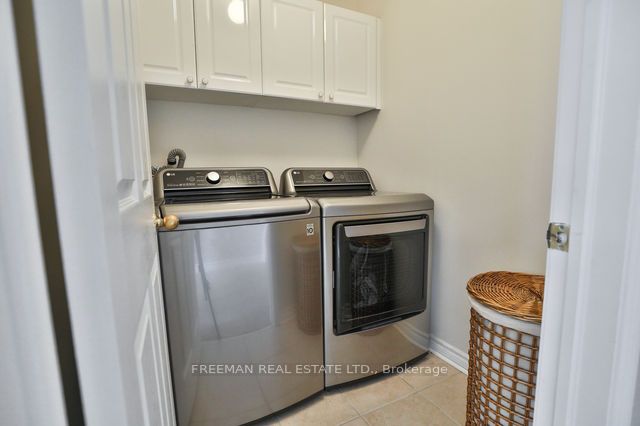 300 Ravineview Way, #19