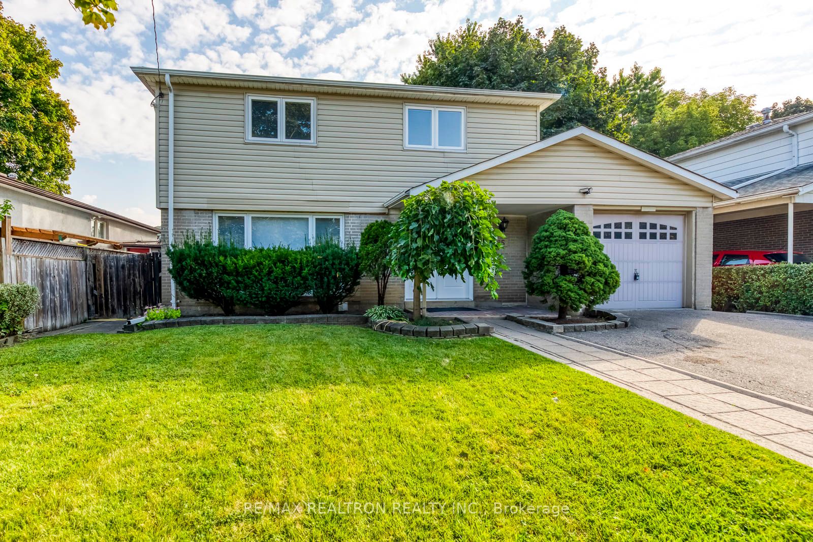 85 Kearney Dr (Bsmt)