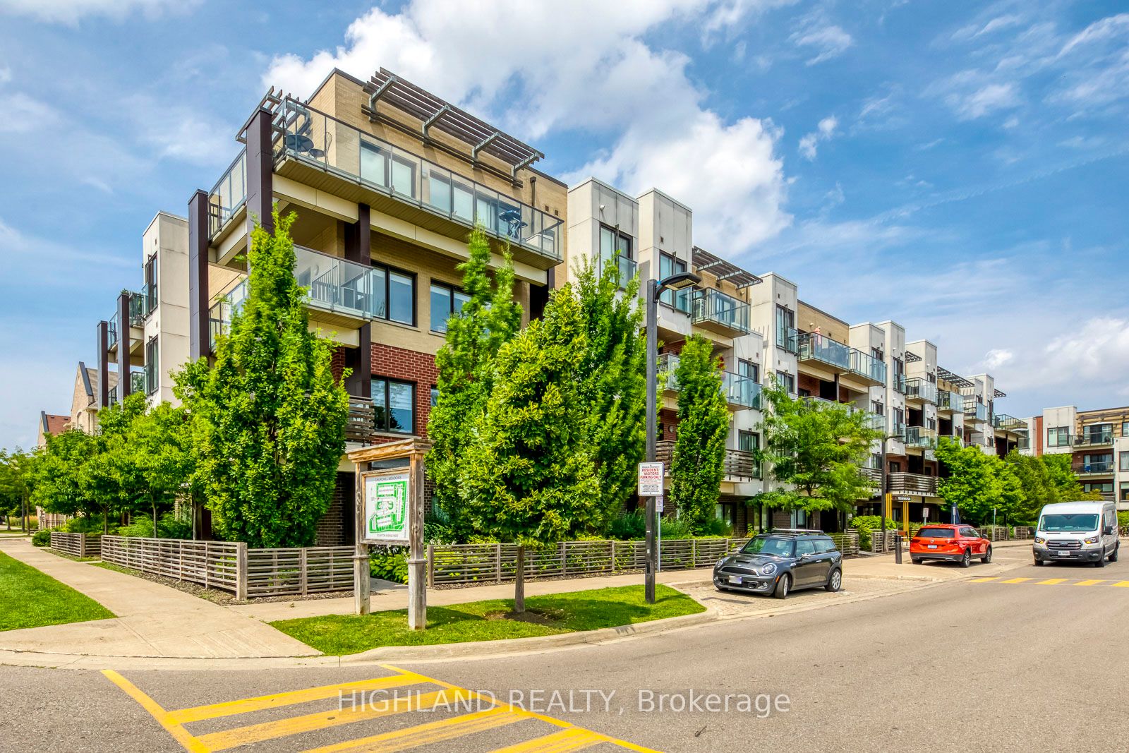 5035 Harvard Rd, #202