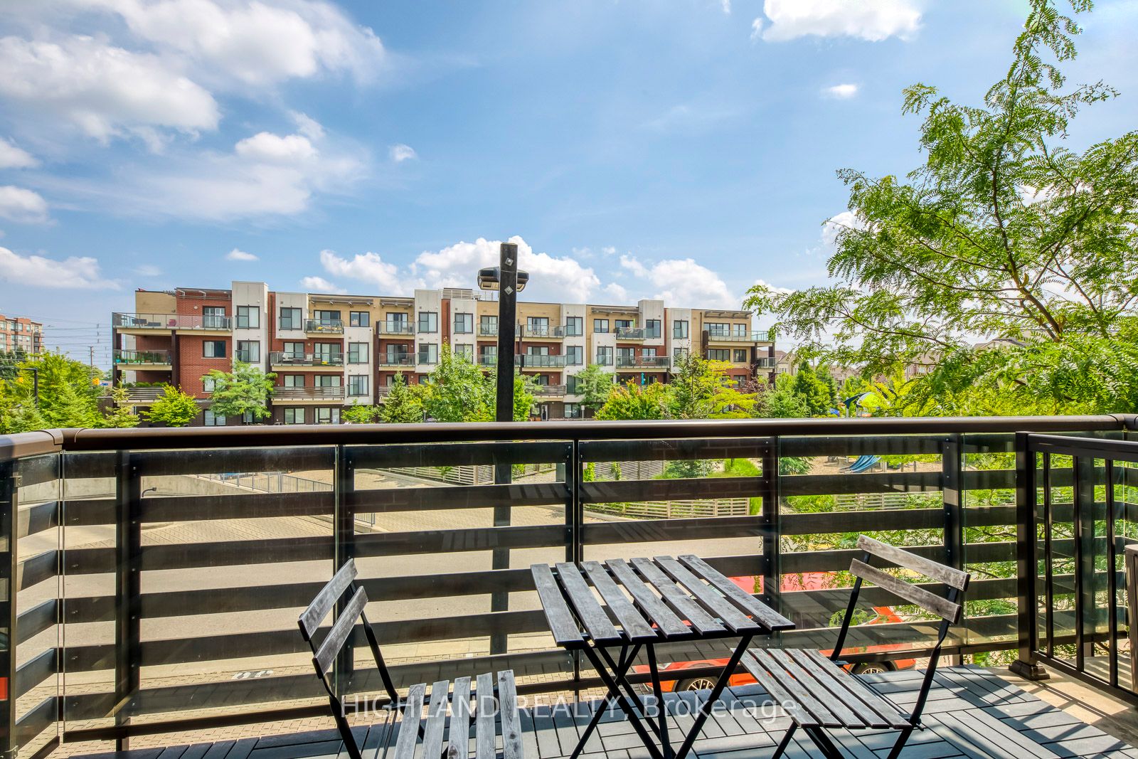 5035 Harvard Rd, #202
