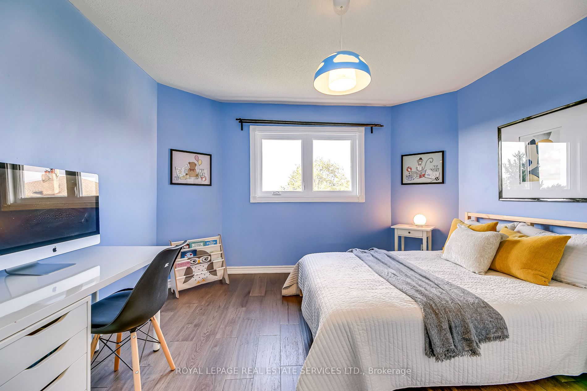 1473 Silky Rose Crt