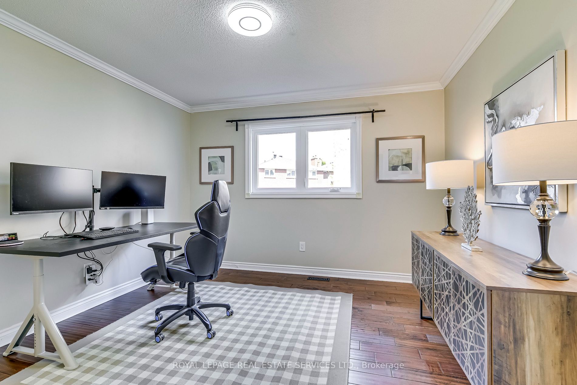 1473 Silky Rose Crt
