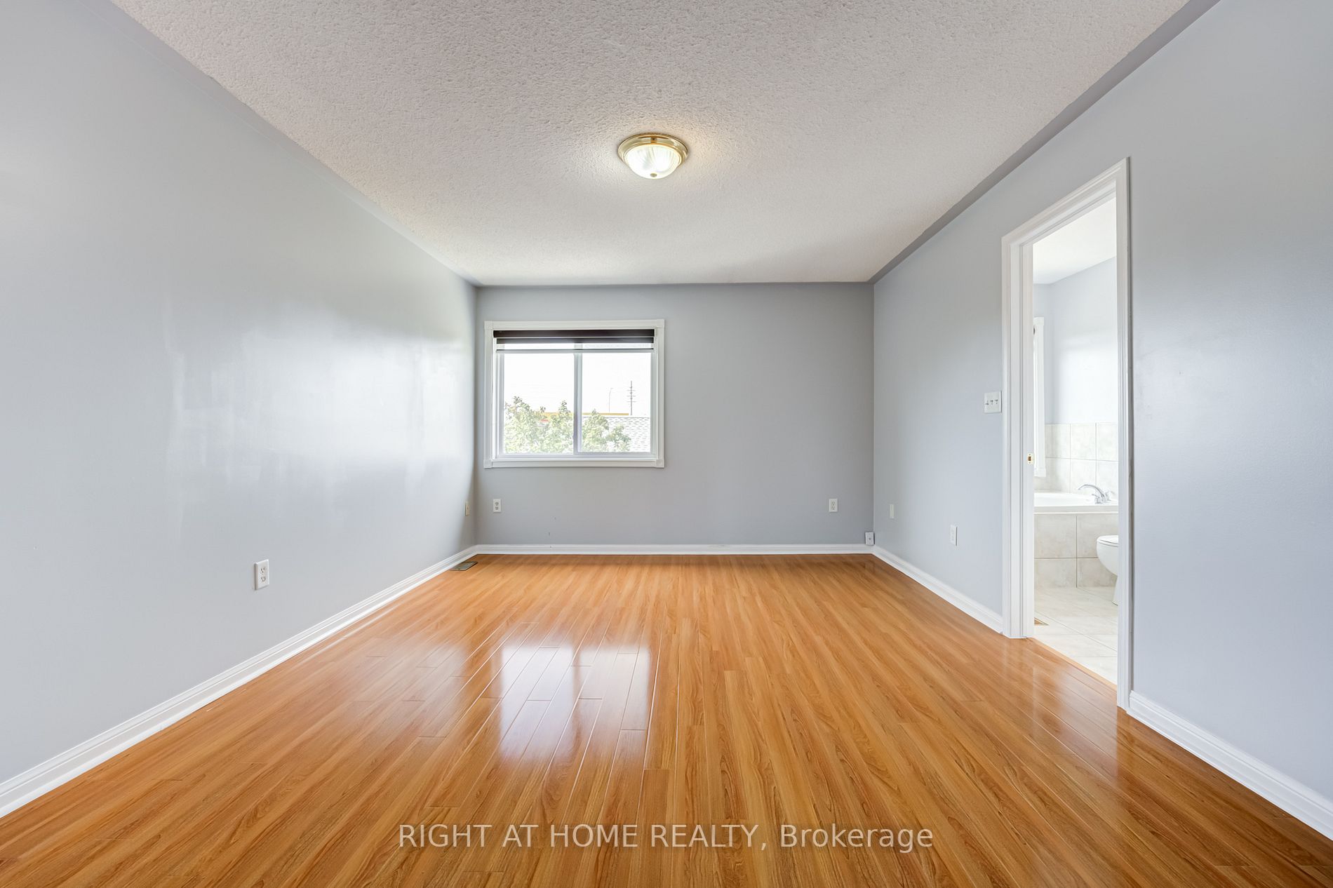 28 Lyric Road, #MAIN/2N