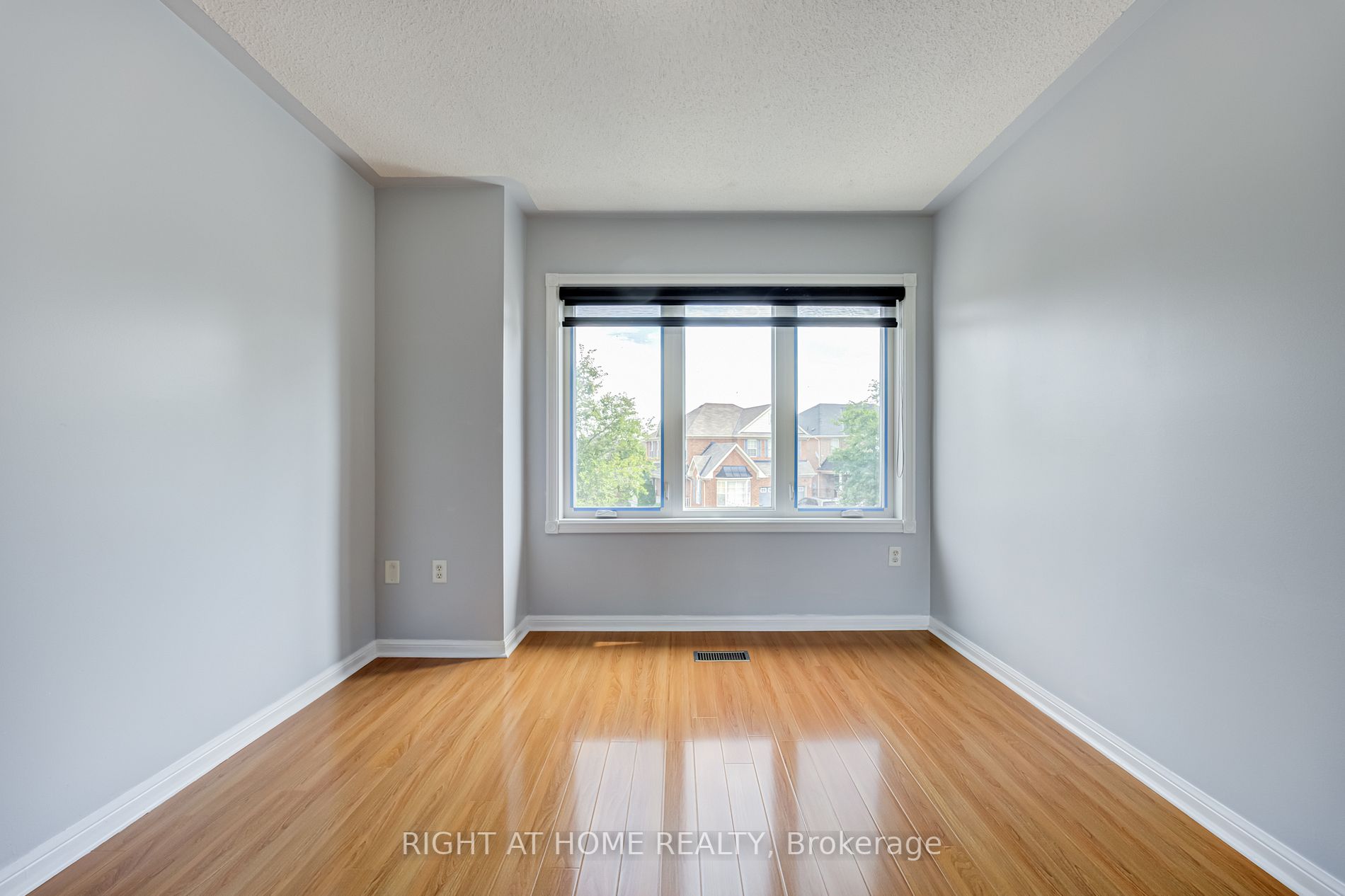 28 Lyric Road, #MAIN/2N