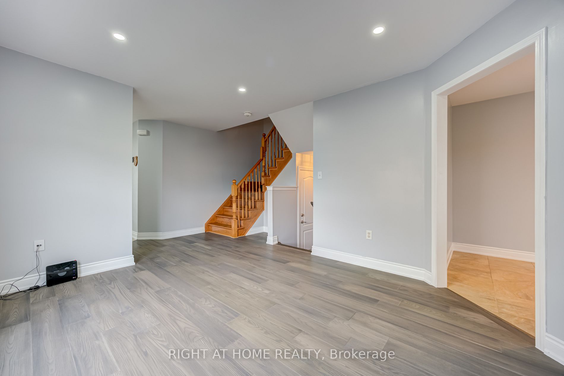 28 Lyric Road, #MAIN/2N