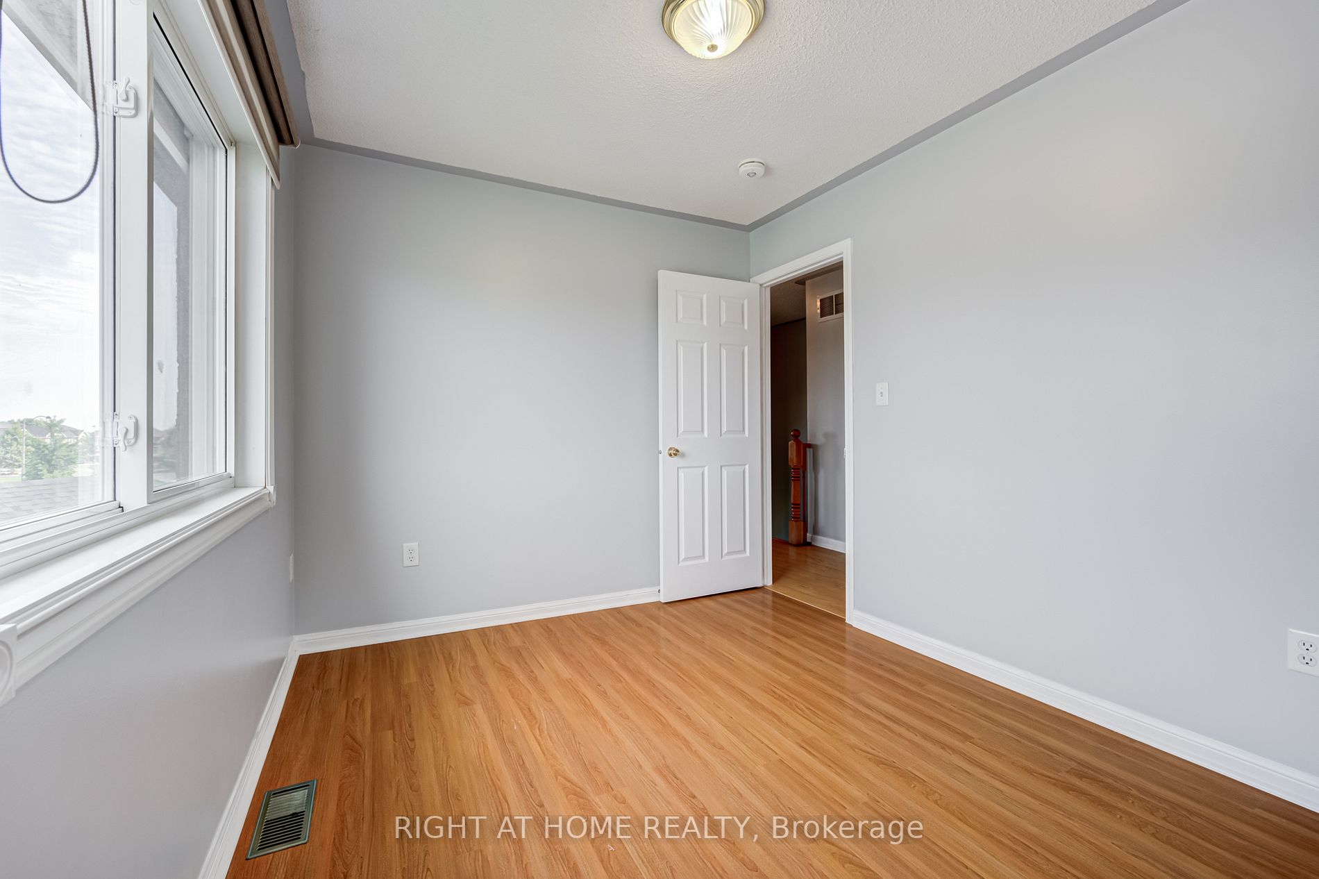 28 Lyric Road, #MAIN/2N