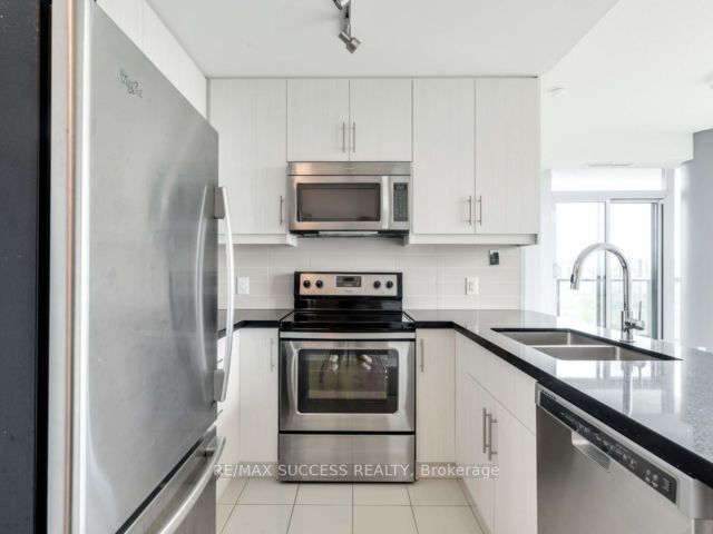 3985 Grand Park Dr, #1611
