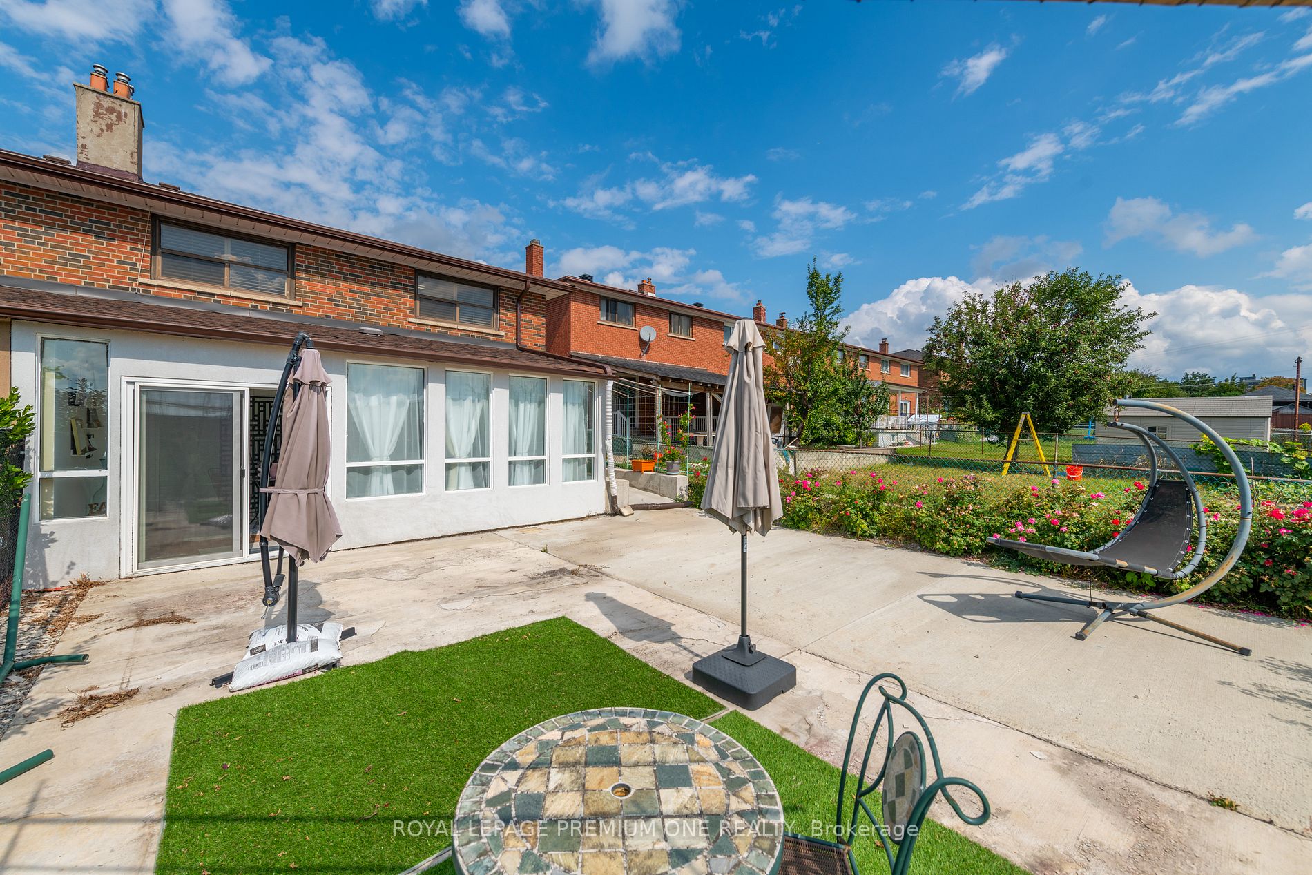 25 Blossom Crescent