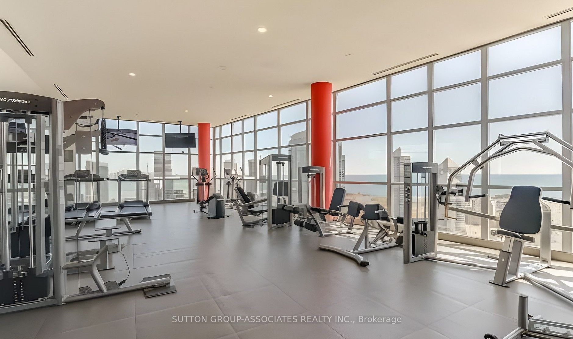 165 Legion Road N, #1532