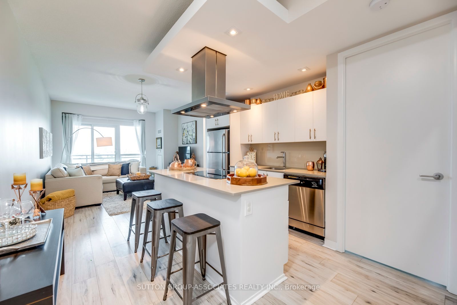 165 Legion Road N, #1532