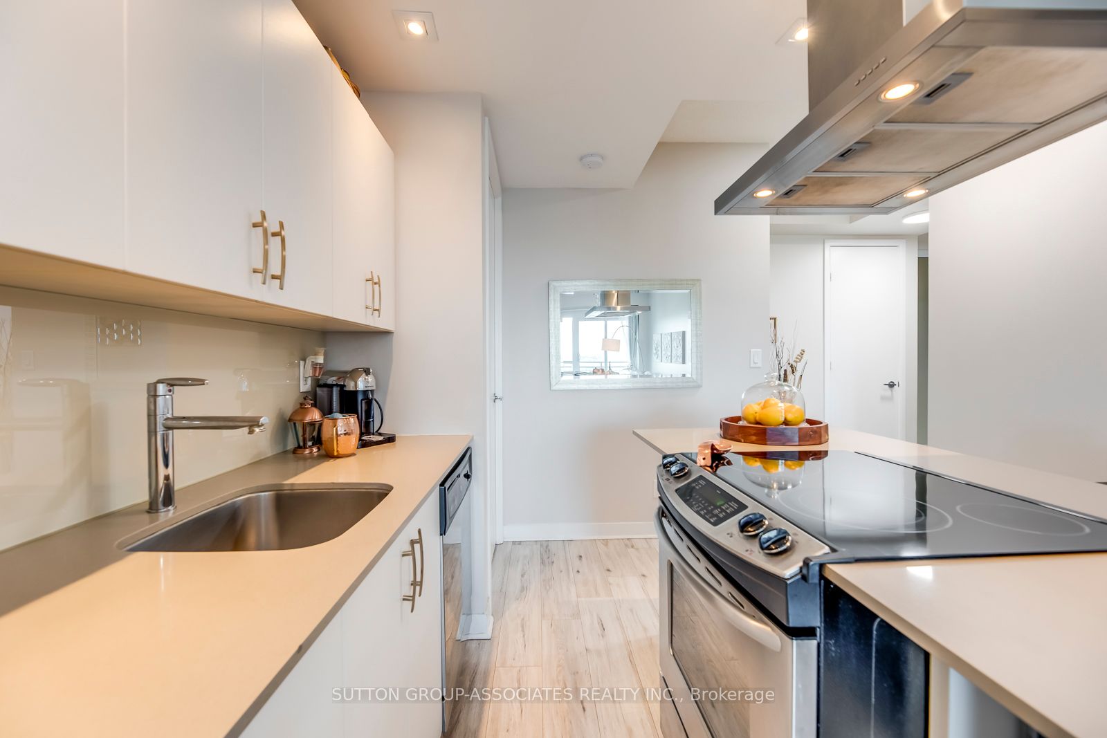 165 Legion Road N, #1532