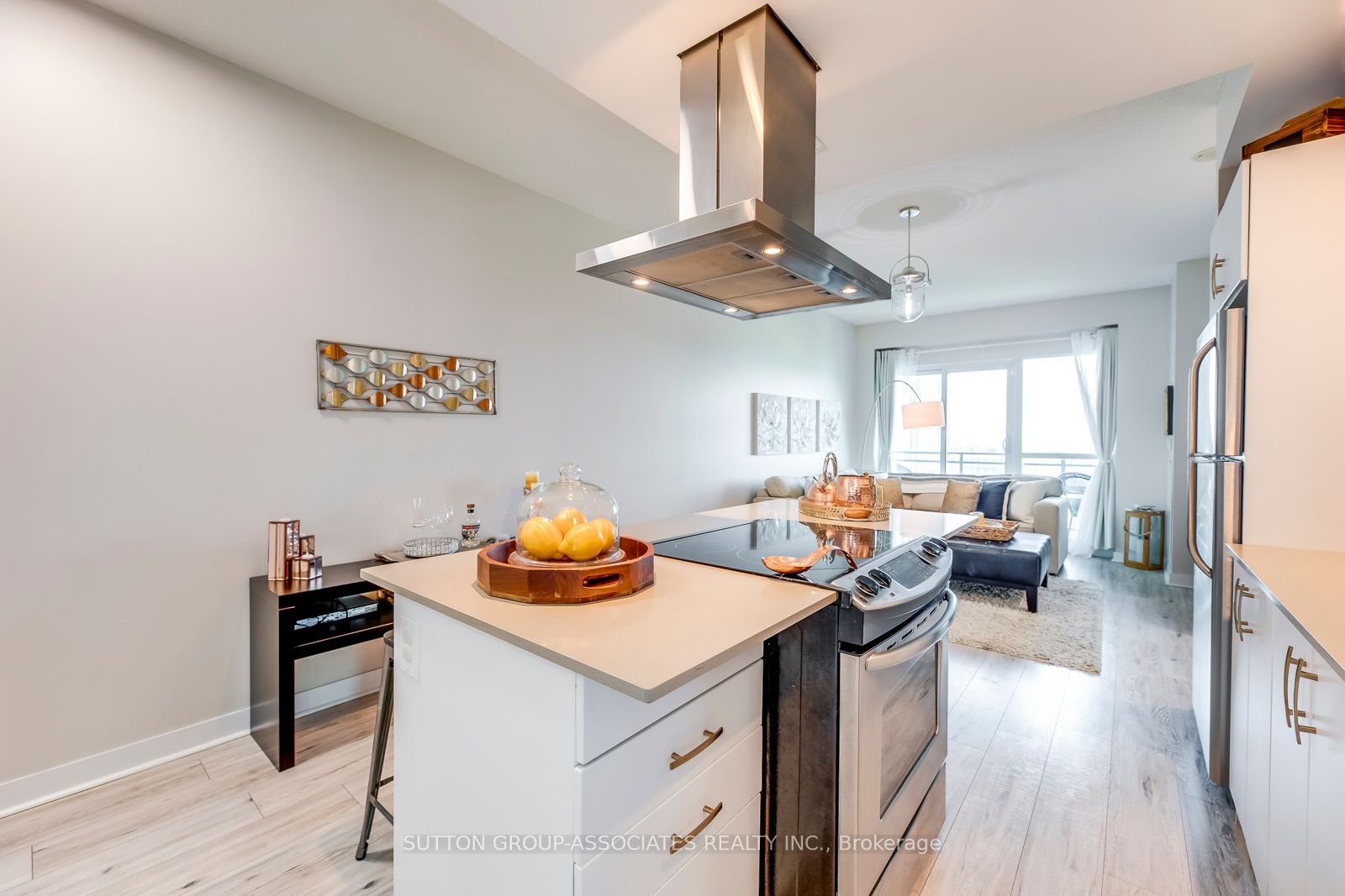 165 Legion Road N, #1532