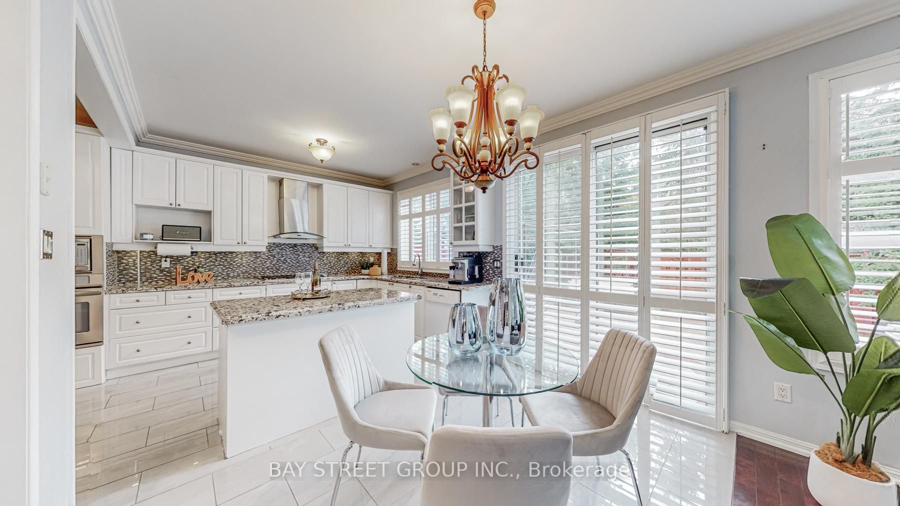 3806 Swiftdale Dr