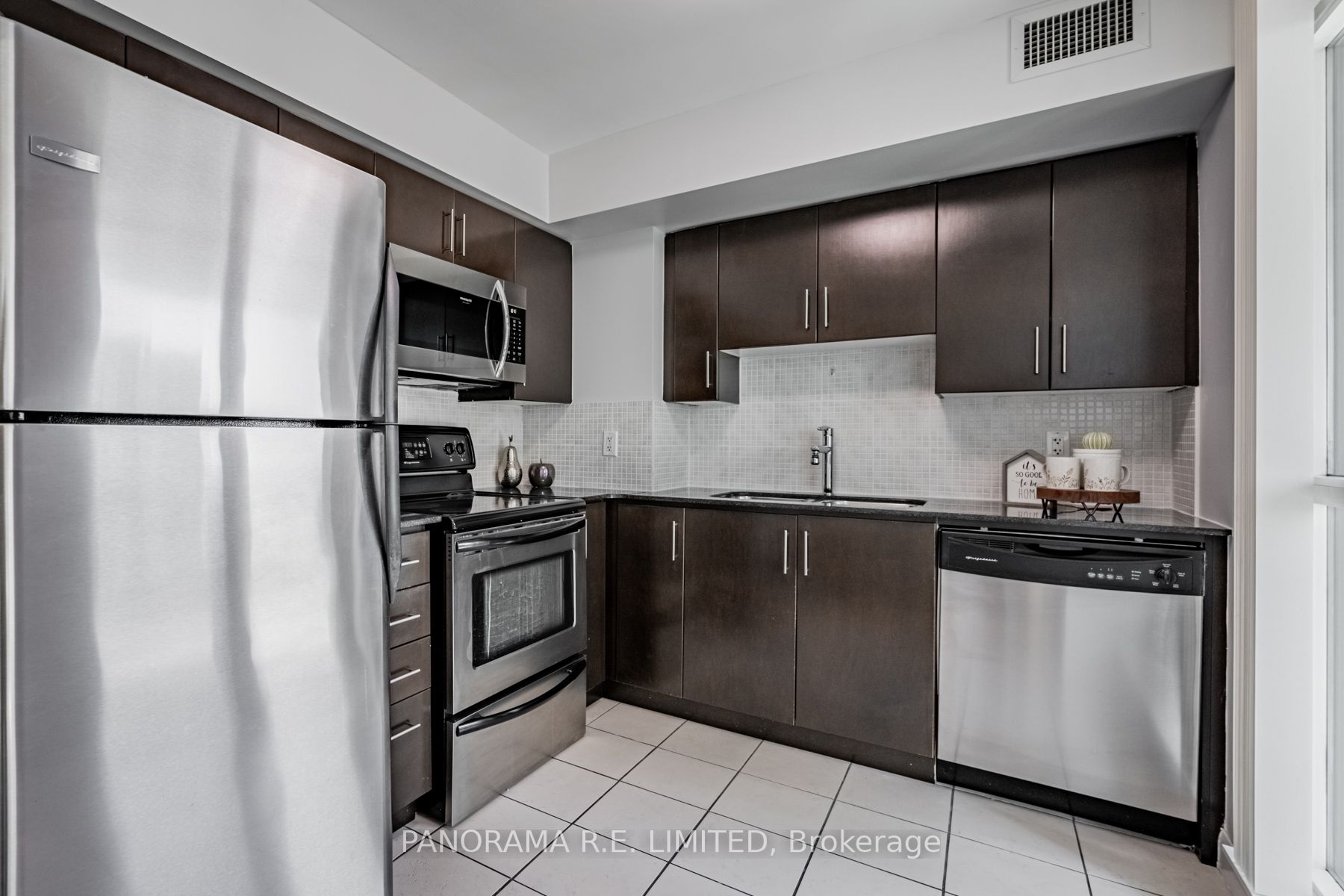 Listing W7011434 - Large Photo # 8