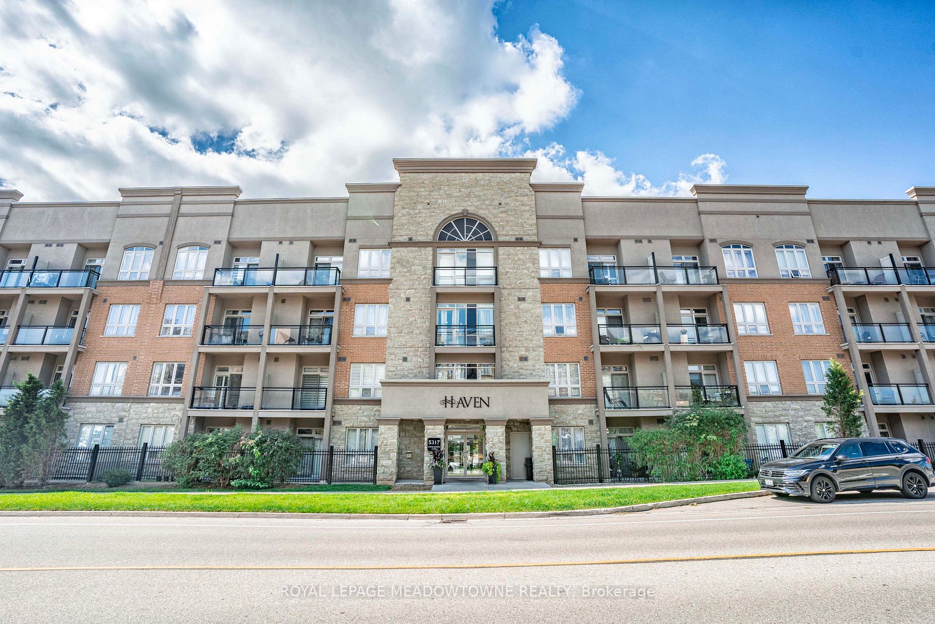 5317 Upper Middle Rd, #323