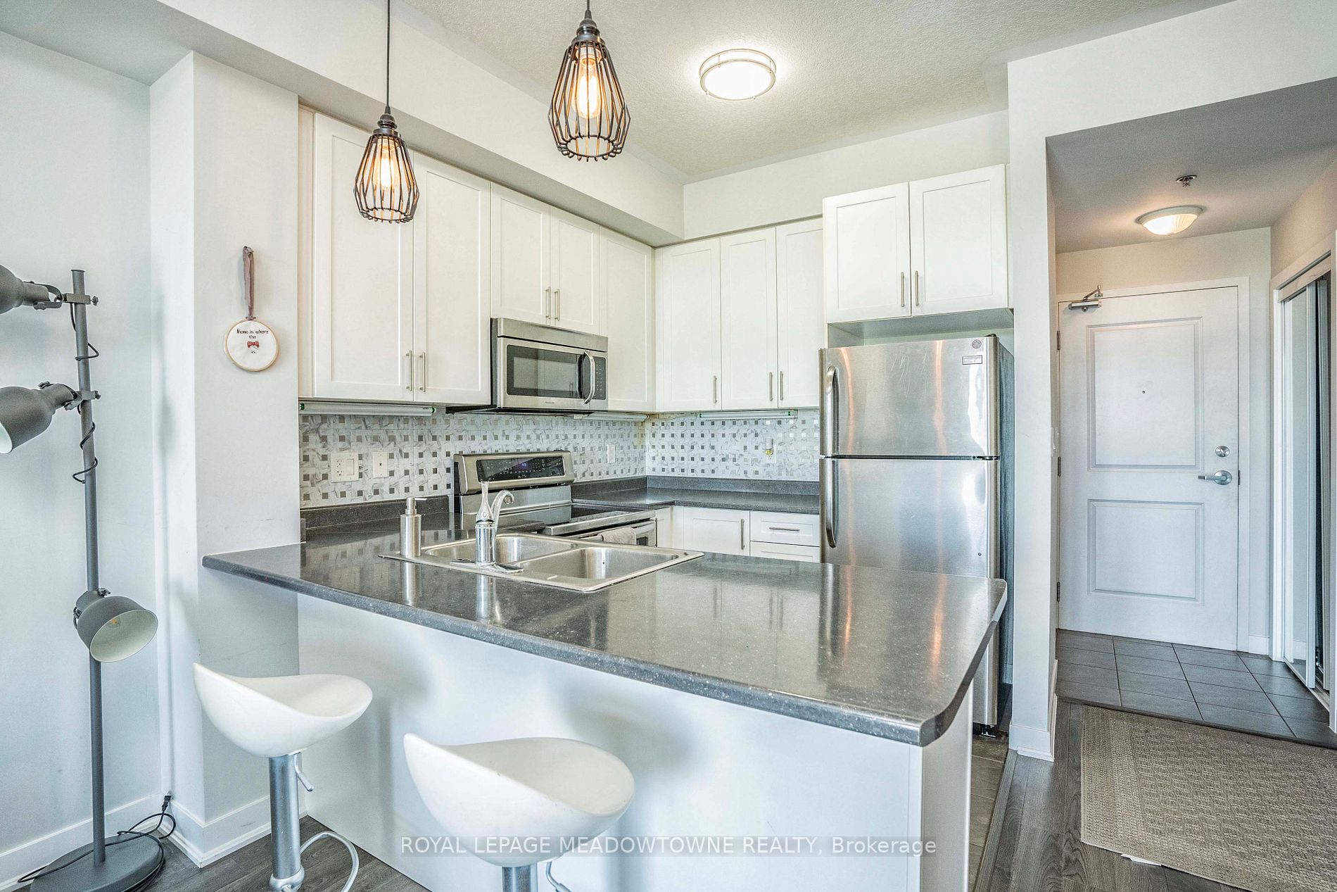 5317 Upper Middle Rd, #323