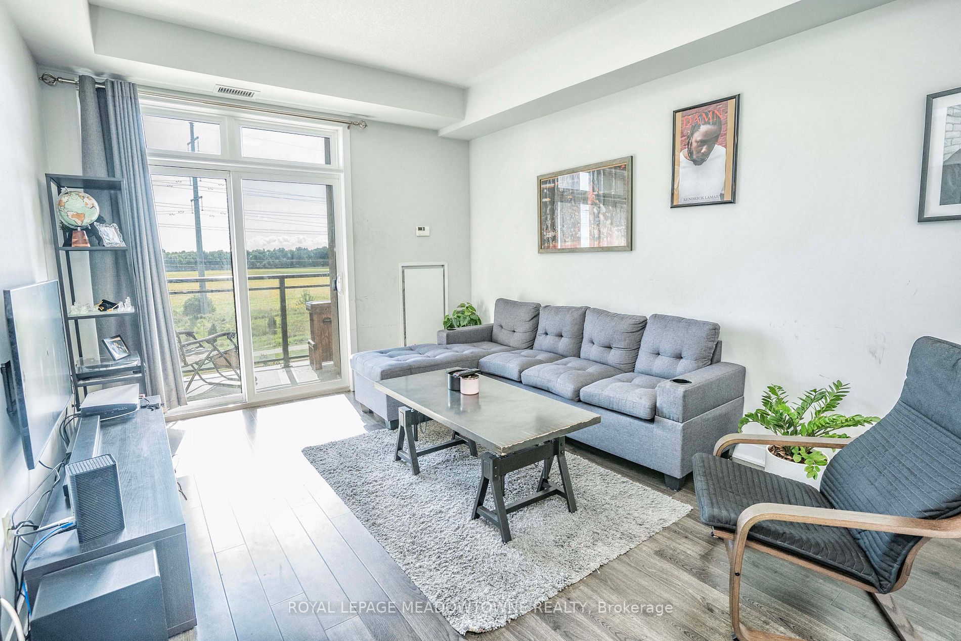 5317 Upper Middle Rd, #323