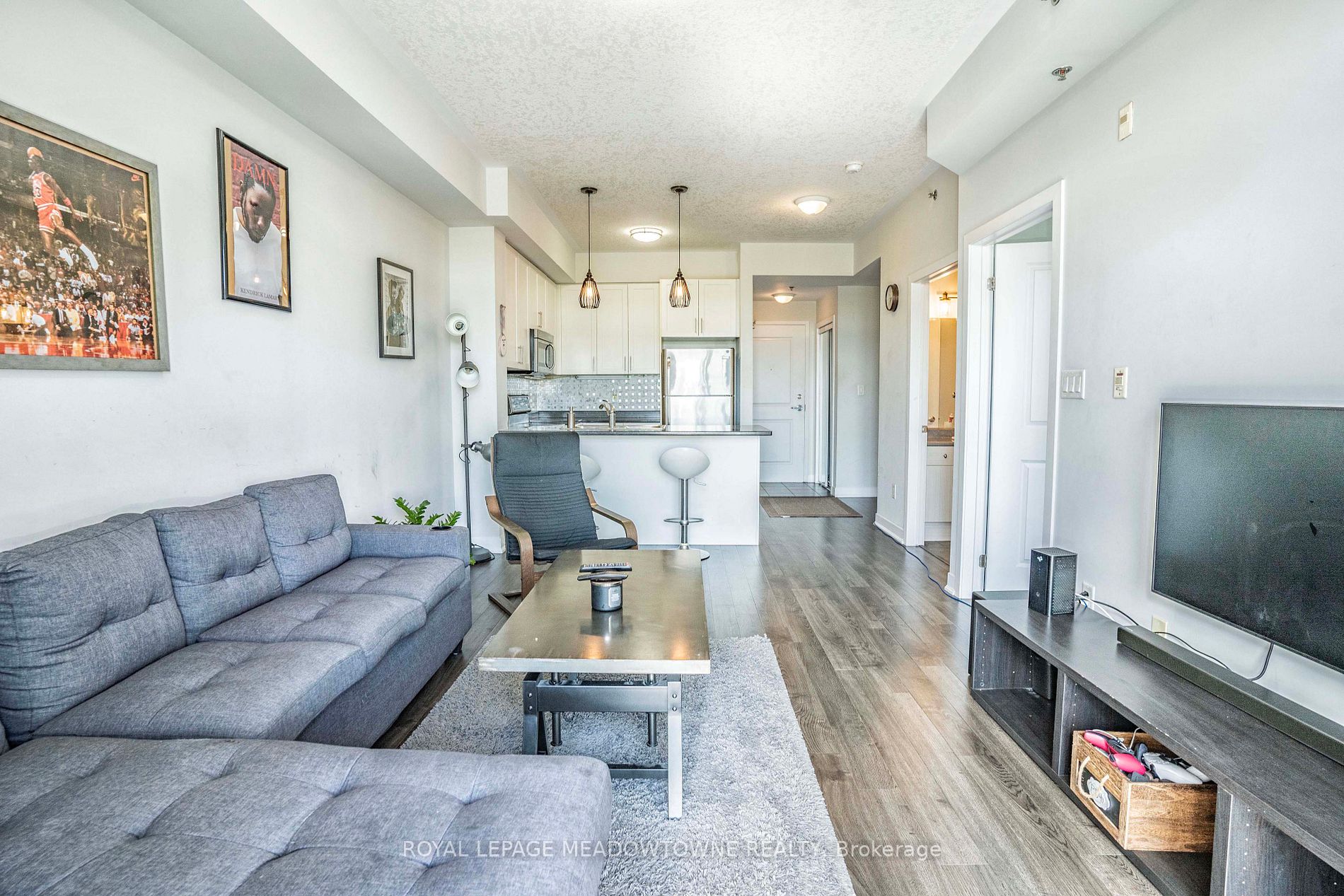 5317 Upper Middle Rd, #323