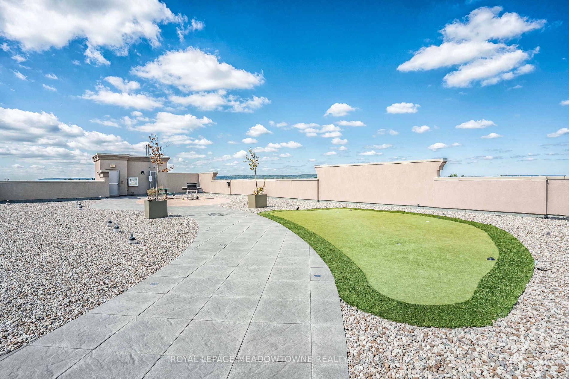 5317 Upper Middle Rd, #323