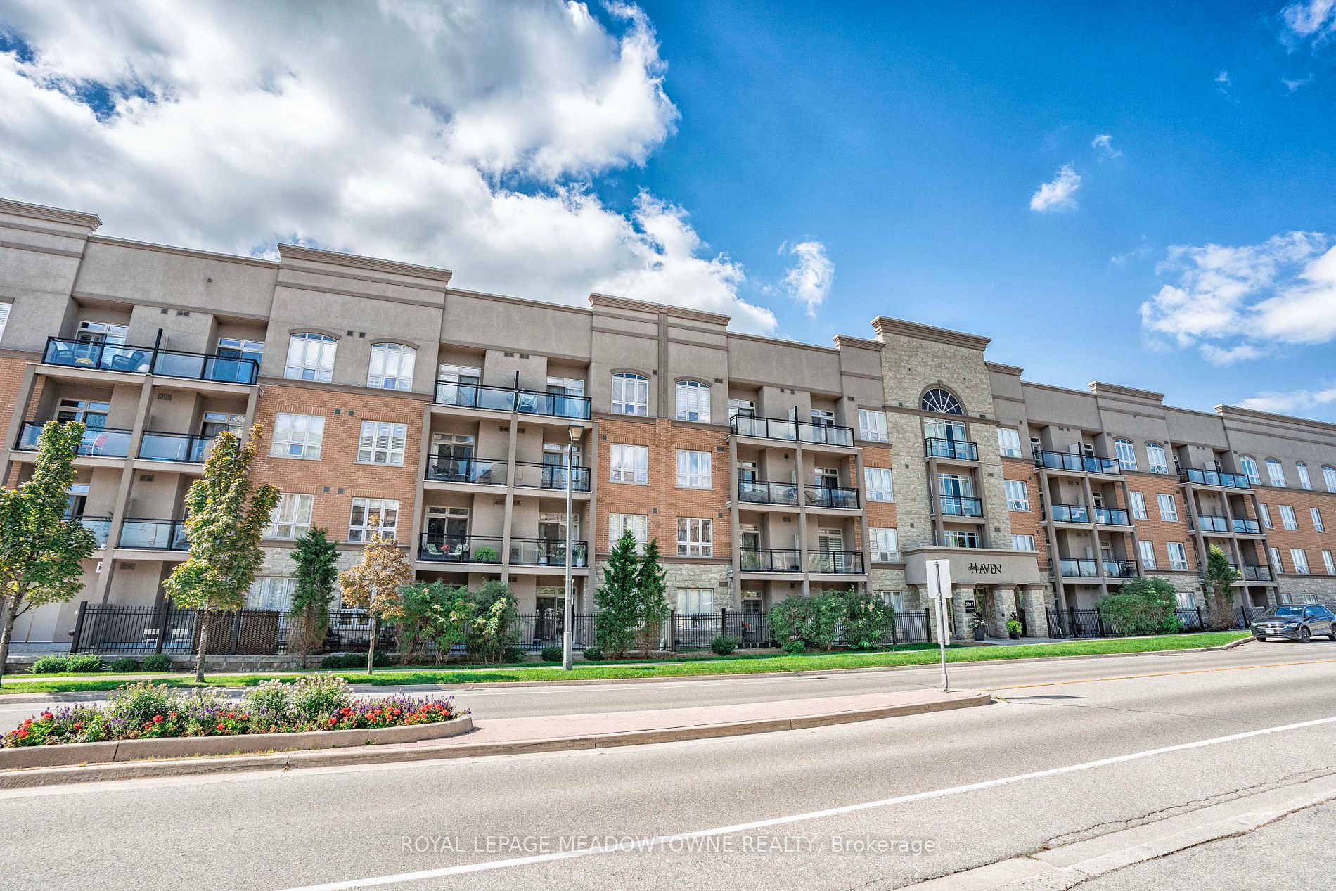 5317 Upper Middle Rd, #323