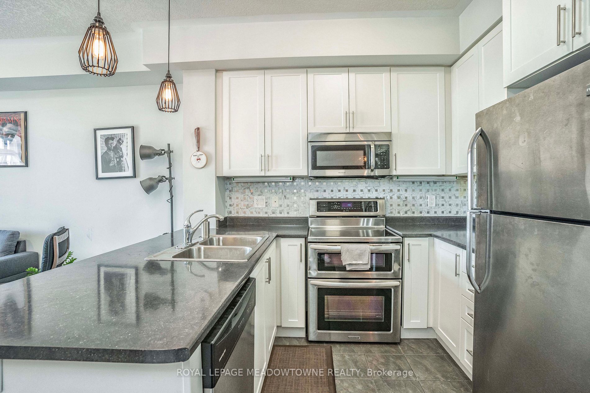 5317 Upper Middle Rd, #323